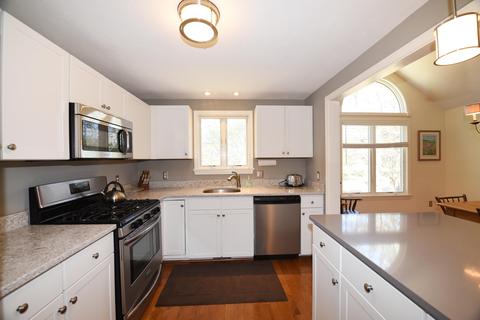8 Upland Cir, Mashpee, MA 02649 photo 6