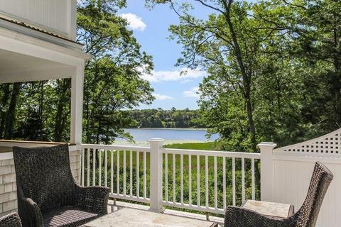41 Devon St, Mashpee, MA 02649 photo 5