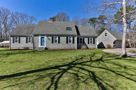 35 Outpost Ln, Centerville, MA 02632 photo 1