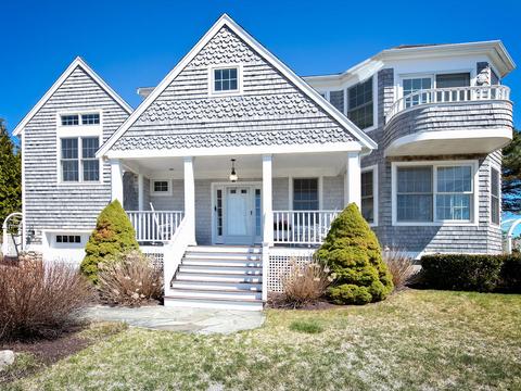 8 Squaws Ln, Mashpee, MA 02649 photo 2