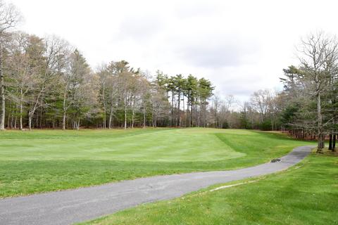 4 Par Three Ct, Mashpee, MA 02649 photo 4