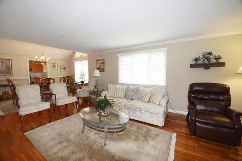 4 Par Three Ct, Mashpee, MA 02649 photo 17