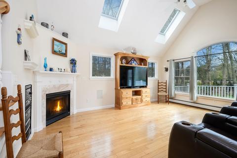 23 Burnham St, Marstons Mills, MA 02648 photo 6