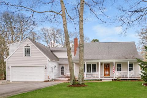 23 Burnham St, Marstons Mills, MA 02648 photo 1