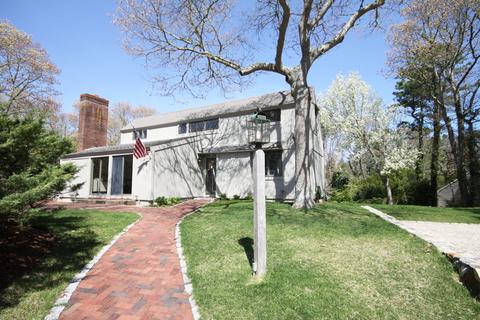 163 Glenneagle Dr, Mashpee, MA 02649 photo 1