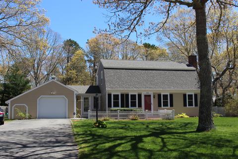 216 Gleneagle Dr, Centerville, MA 02632 photo 2