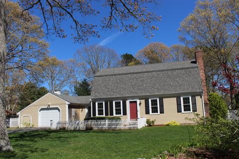 216 Gleneagle Dr, Centerville, MA 02632 photo 1