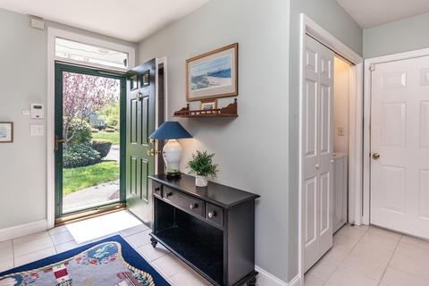 27 Windsor Pt, Mashpee, MA 02649 photo 3