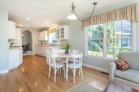 27 Windsor Pt, Mashpee, MA 02649 photo 7