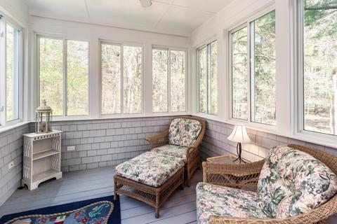 27 Windsor Pt, Mashpee, MA 02649 photo 12