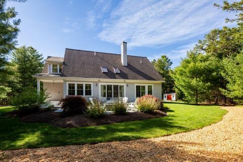1045 Old Post Rd, Cotuit, MA 02635 photo 3