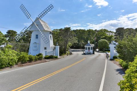 140 Pineleigh Path, Osterville, MA 02655 photo 2
