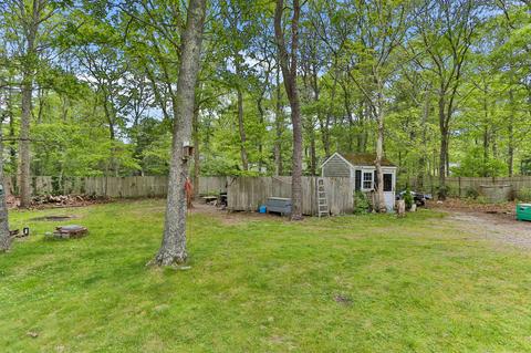 39 Hitching Post Ln, Centerville, MA 02632 photo 14