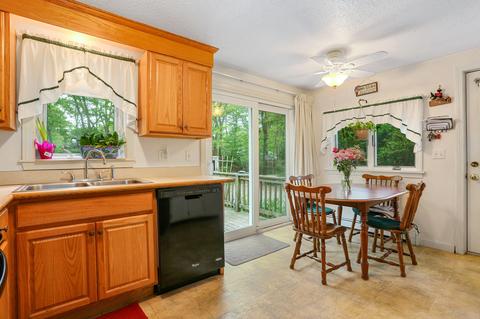 39 Hitching Post Ln, Centerville, MA 02632 photo 5