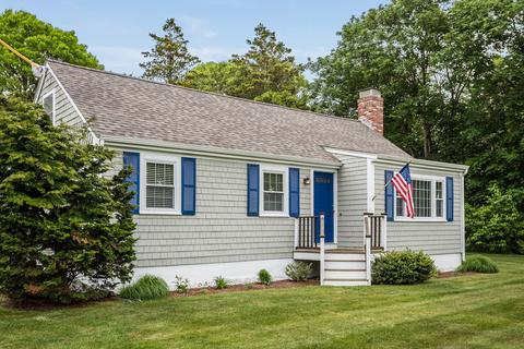 4 Bee Ln, Centerville, MA 02632 photo 3
