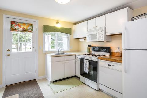 4 Bee Ln, Centerville, MA 02632 photo 16