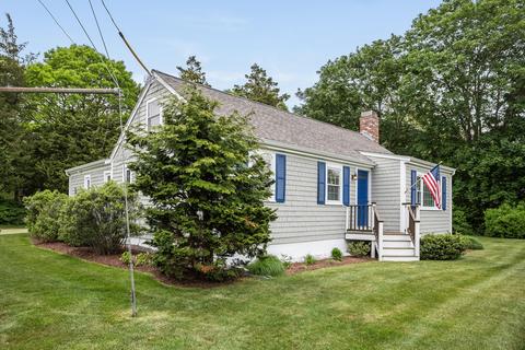 4 Bee Ln, Centerville, MA 02632 photo 2