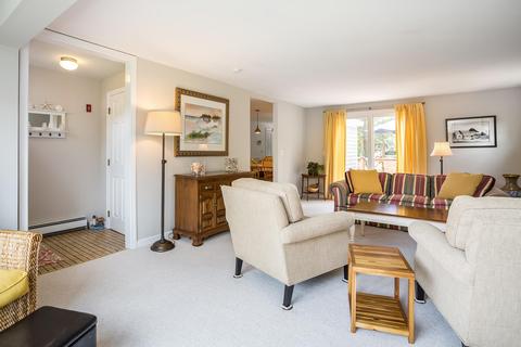 4 Bee Ln, Centerville, MA 02632 photo 10