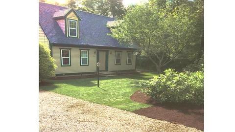 365 Cotuit Rd, Mashpee, MA 02649 photo 1