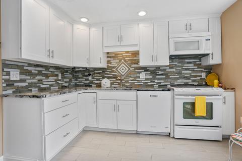 287 Ocean Street 1 #1 D, Hyannis, MA 02601 photo 6