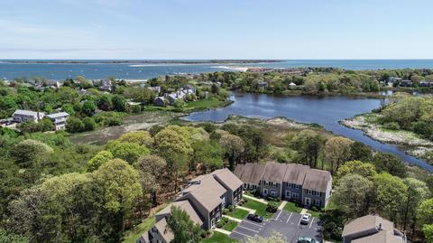 287 Ocean Street 1 #1 D, Hyannis, MA 02601 photo 1