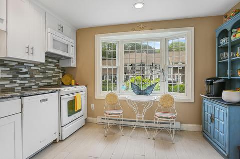 287 Ocean Street 1 #1 D, Hyannis, MA 02601 photo 7