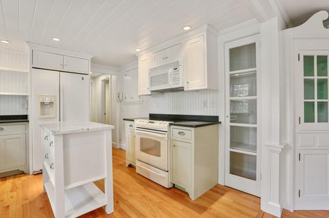 422 Pine St, Centerville, MA 02632 photo 13