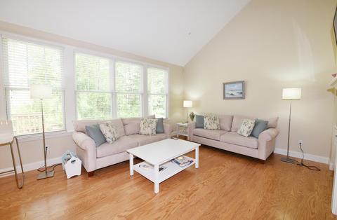 15 Chadwick Ct, Mashpee, MA 02649 photo 6