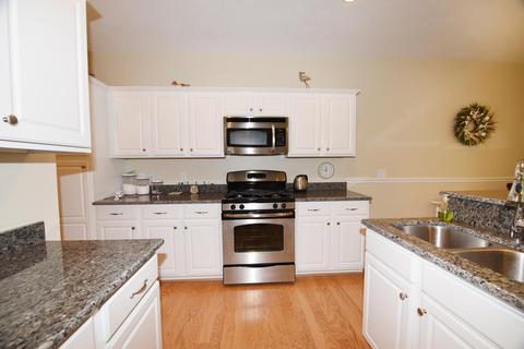 15 Chadwick Ct, Mashpee, MA 02649 photo 10