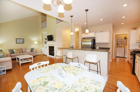 15 Chadwick Ct, Mashpee, MA 02649 photo 8