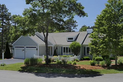 5 Osprey Dr, Cotuit, MA 02635 photo 2