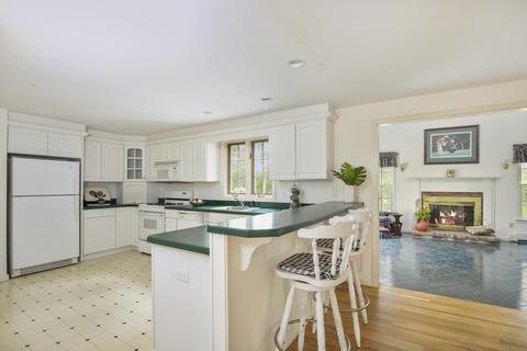 32 Watson Dr, Mashpee, MA 02649 photo 9