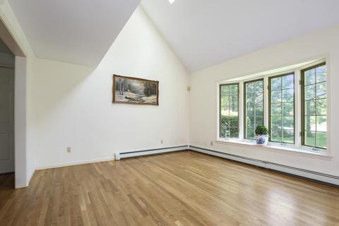 32 Watson Dr, Mashpee, MA 02649 photo 4