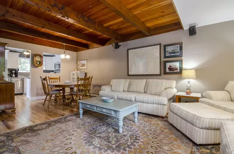 4 Coach Rd, Bourne, MA 02532 photo 7