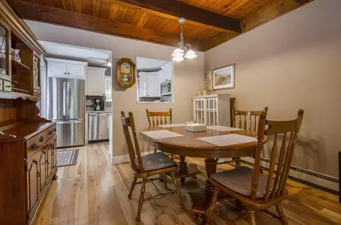 4 Coach Rd, Bourne, MA 02532 photo 4