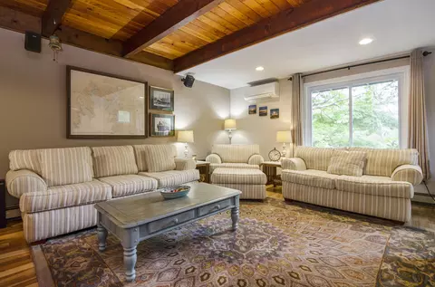 4 Coach Rd, Bourne, MA 02532 photo 5