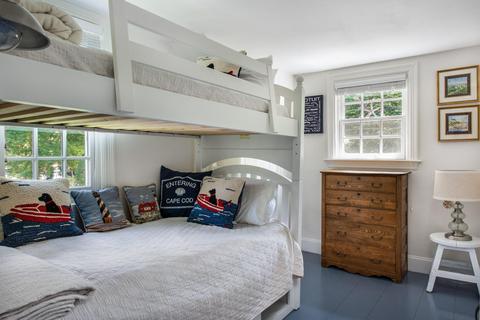 825 Main St, Cotuit, MA 02635 photo 18