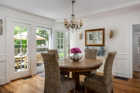 825 Main St, Cotuit, MA 02635 photo 12