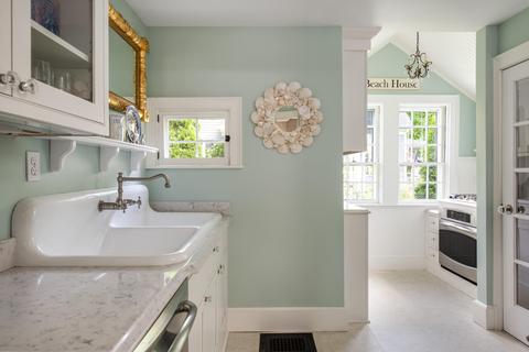 825 Main St, Cotuit, MA 02635 photo 14