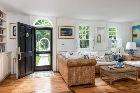 825 Main St, Cotuit, MA 02635 photo 7