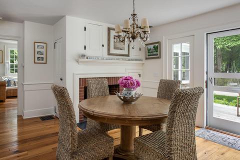 825 Main St, Cotuit, MA 02635 photo 13