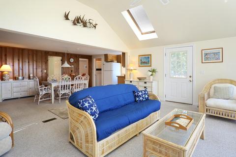 256 Monomoscoy Rd, Mashpee, MA 02649 photo 9