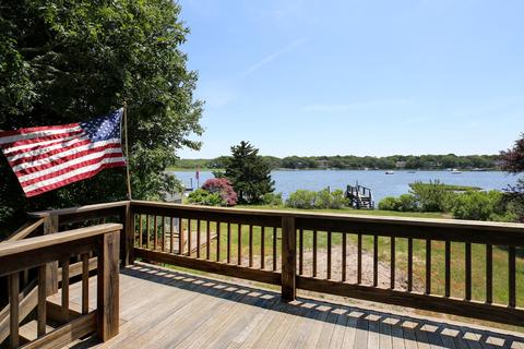 256 Monomoscoy Rd, Mashpee, MA 02649 photo 3