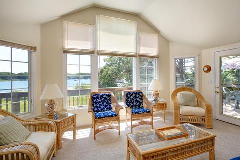 256 Monomoscoy Rd, Mashpee, MA 02649 photo 8