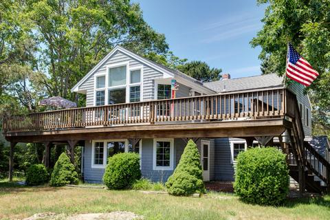 256 Monomoscoy Rd, Mashpee, MA 02649 photo 1