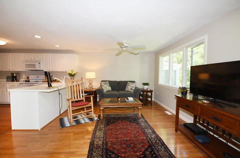 7 Pebble Beach Ave, Mashpee, MA 02649 photo 4