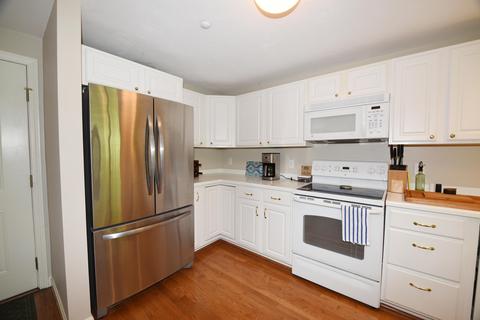 7 Pebble Beach Ave, Mashpee, MA 02649 photo 3