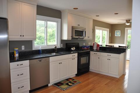 90 Hawes Ave, Hyannis, MA 02601 photo 6