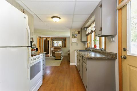 11 Pine Lake Dr, East Wareham, MA 02538 photo 10