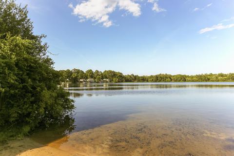 11 Pine Lake Dr, East Wareham, MA 02538 photo 4